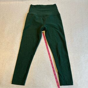 Beyond yoga Spacedye size XS green leggings